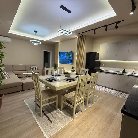 아파트 Modern Penthouse With Outdoor Living And Views *